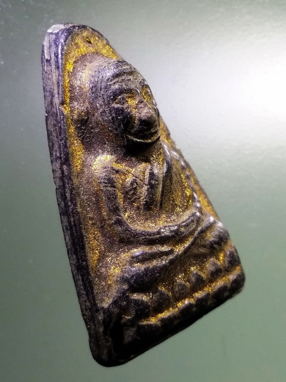 รหัสสินค้า หลวงปู่ทวด วัดต่างๆ 225 หลวงปู่ทวดเนื้อดินเผา วัดช้างให้ จังหวัดปัตตานี สร้างปี 2513 พระครูใบฎีกาขาวสร้าง