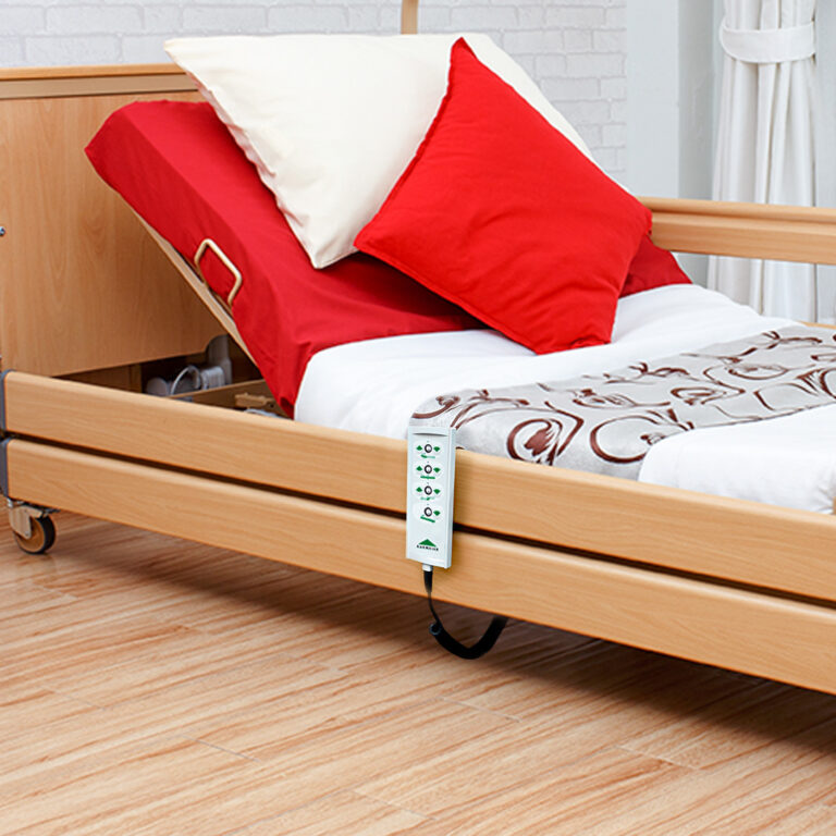 ชุดเตียงผู้ป่วยปรับไฟฟ้า Dali Low Entry (เตียงปรับระดับต่ำสุด 23 cm.) + พร้อมที่นอนเพื่อสุขภาพ MEMORY FOAM + เสาพยุงตัว + ชุดผ้าปูที่นอน + ผ้ายาง