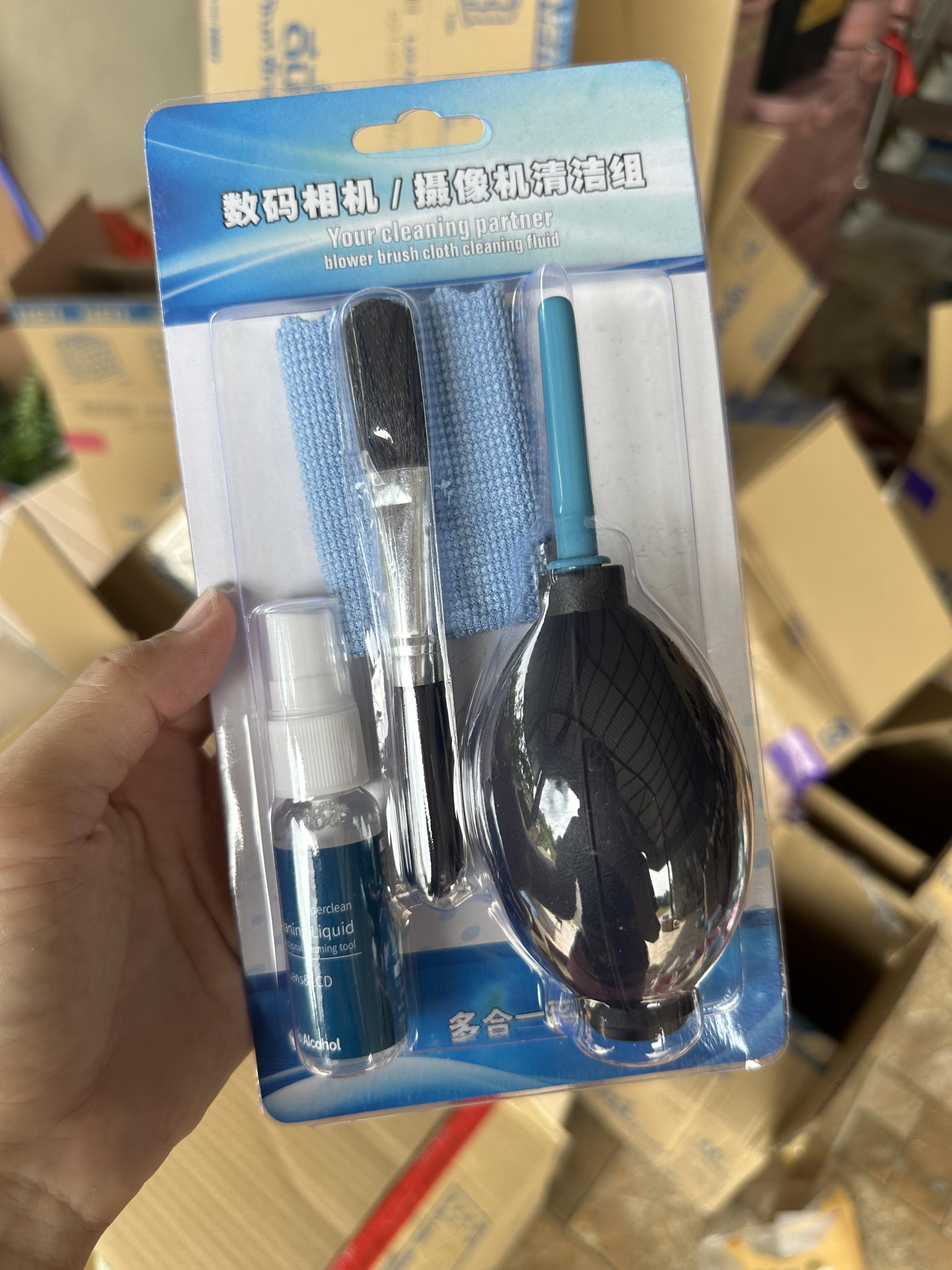 ชุดทำความสะอาดเลนส์กล้อง แปรง+ผ้า+ลูกยางเป่าลม+น้ำยาทำความสะอาด สินค้าพร้อมส่ง
