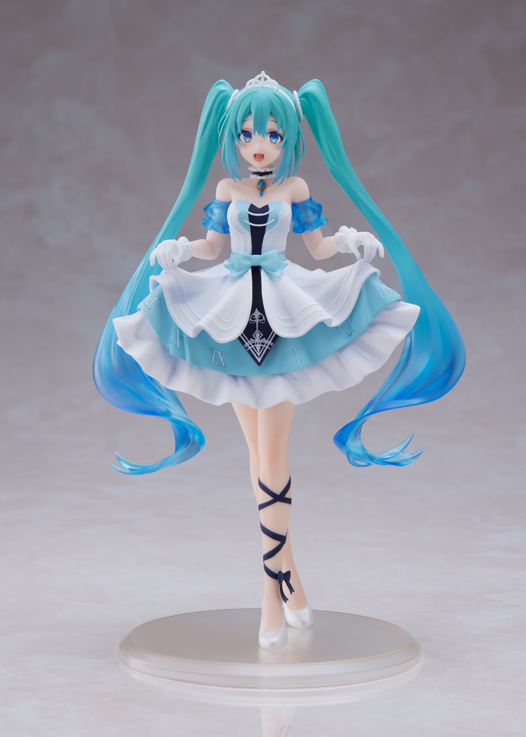 (Preorder ถึงวันที่ 11/11/2021) เปิดรับPreorder มีค่ามัดจำ 200 บาท Hatsune Miku Wonderland Figure ~ Cinderella~