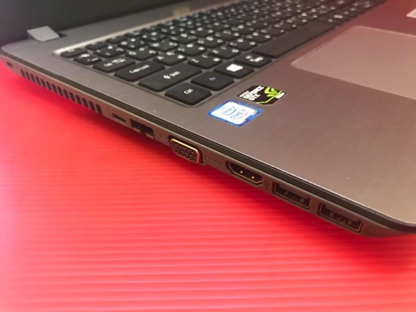 ( SOLD OUT ) Acer Aspire F5-573G-53SJ