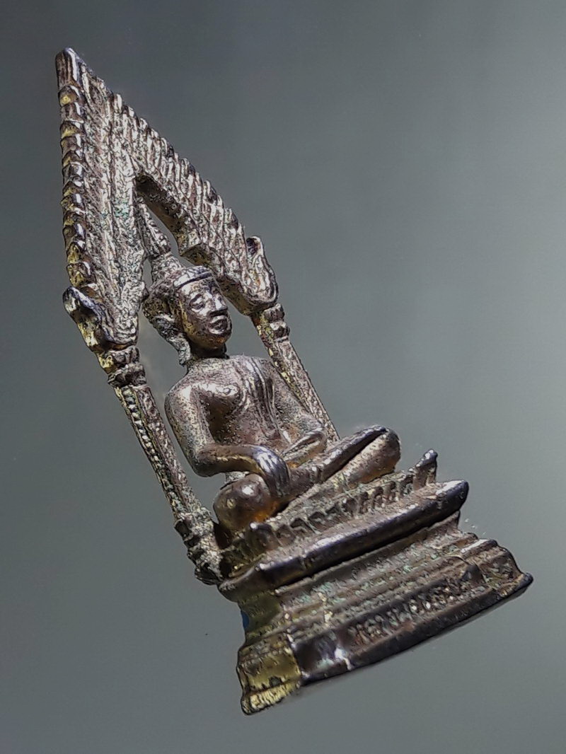 Antig FB 12874 รูปหล่อกะไหล่ทองหลวงพ่อพระใสวัดโพธิ์ชัย จังหวัดหนองคาย รุ่นสไบทิพย์