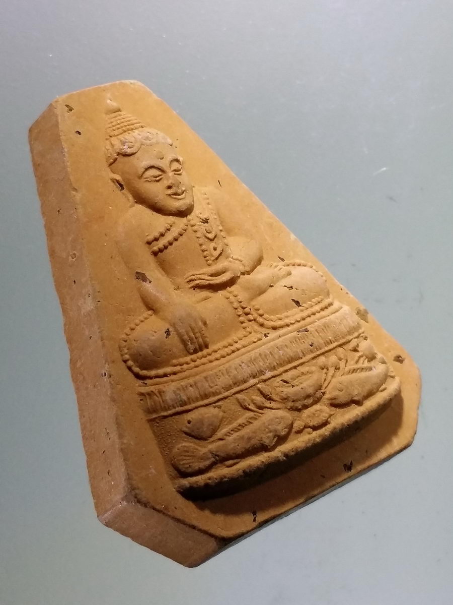 Antig Pim 085 พระบัวเข็มเนื้อดินเผา วัดจันทร์กะพ้อ