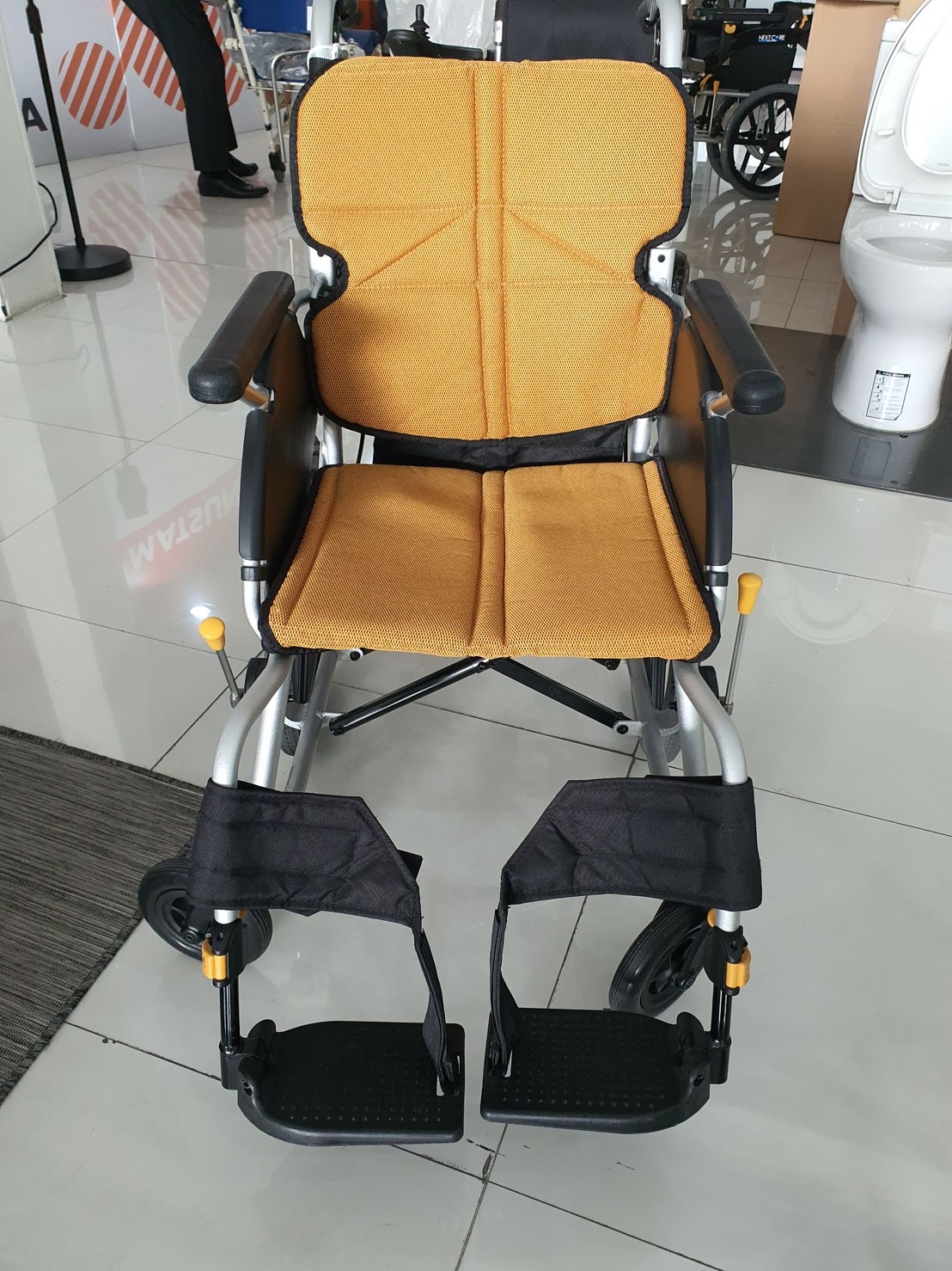 รถเข็นแบรนด์ญี่ปุ่น Matsunaga Wheelchair (車いす) รุ่น NEXT-21B ดีไซน์สวย พนักพิงปรับระดับได้ พกพาสะดวก ฟังก์ชั่นพื้นฐาน
