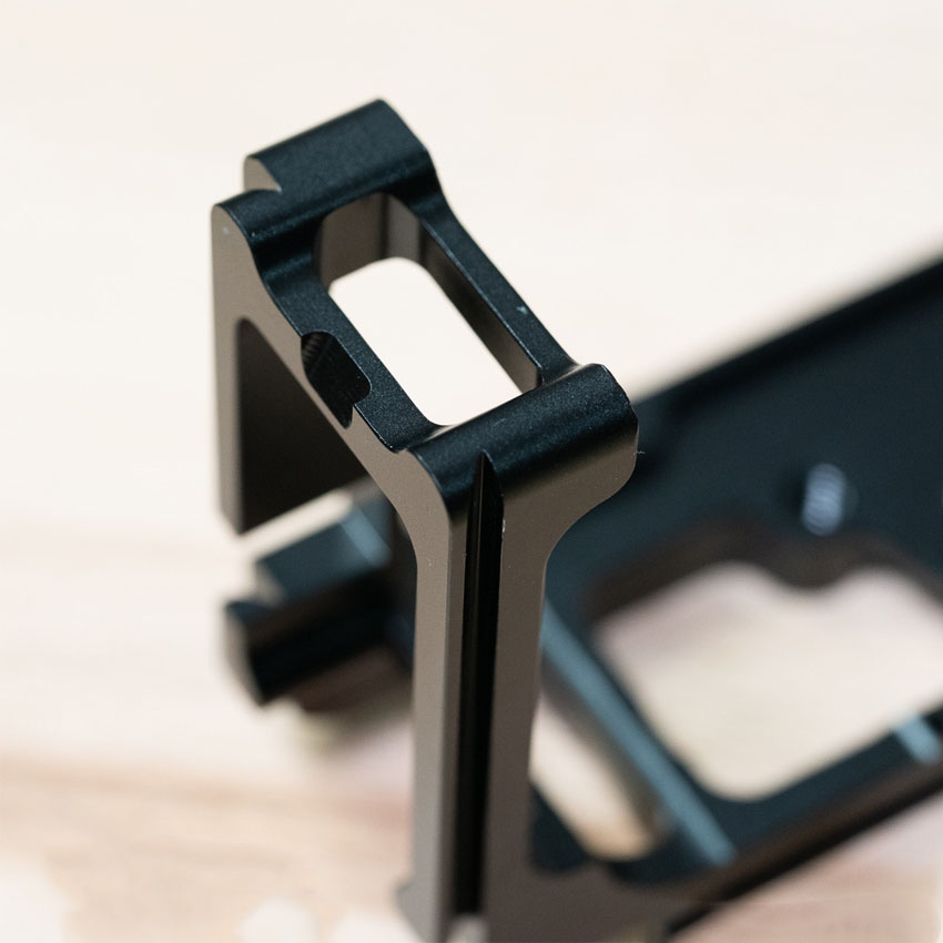 L-Plate Canon 5D mark III / 5D mark IV Camera Grip กันกระแทก และยึดอุปกรณ์