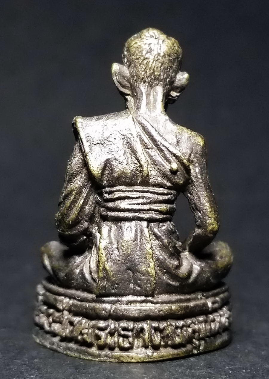 รหัสสินค้า พระกริ่ง พระหล่อ 423 รูปหล่อหลวงพ่อสังเวียน วัดพระธาตุตลุกหิน ตำบลวังทับไทร อำเภอสากเหล็ก จังหวัดพิจิตร