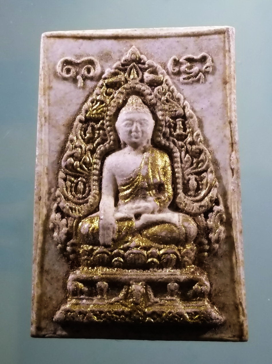 รหัสสินค้า พระเนื้อดิน เนื้อผง เนื้อว่าน 1287 พระพุทธเนื้อผง ศิลปะพม่า วัดเขาถ้ำม้าร้อง อำเภอบางสะพาน จังหวัดประจวบคีรีขันธ์ สร้างปี 2529 ที่ระลึกในงานผูกพัทธสีมา