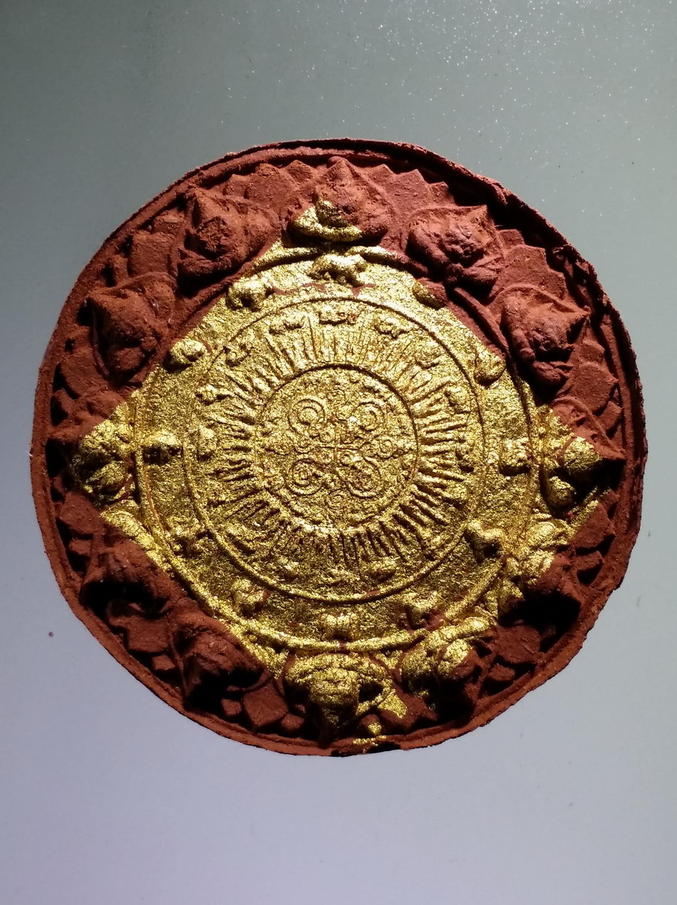 รหัสสินค้า จตุคามรามเทพ 850 องค์จตุคามรามเทพ รุ่นจอมราชันย์ สุวรรณภูมิ ปีมหามงคล พิธีพุทธาภิเษก เทวาภิเษก ณ.ศาลหลักเมือง และ วัดพระมหาธาตุวรมหาวิหาร จังหวัดนครศรีธรรมราช สร้างปี 2550 เนื้อว่านแดง ลูกนำฤกษ์ในพิธี