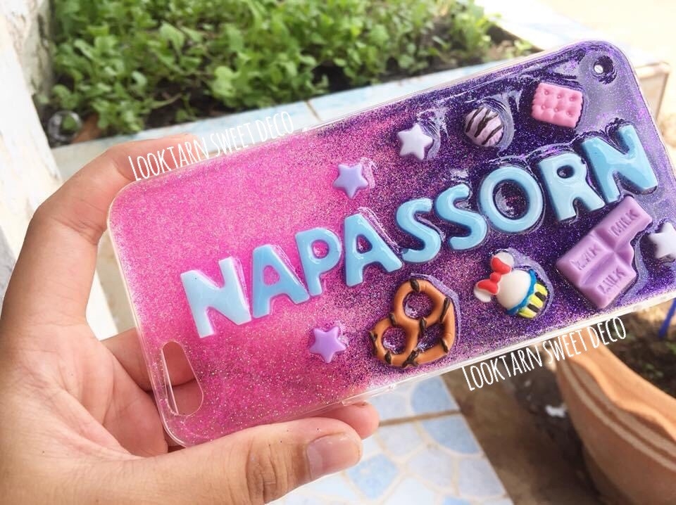 เคสกากเพชรสีชมพู ม่วง อักษรสีฟ้า