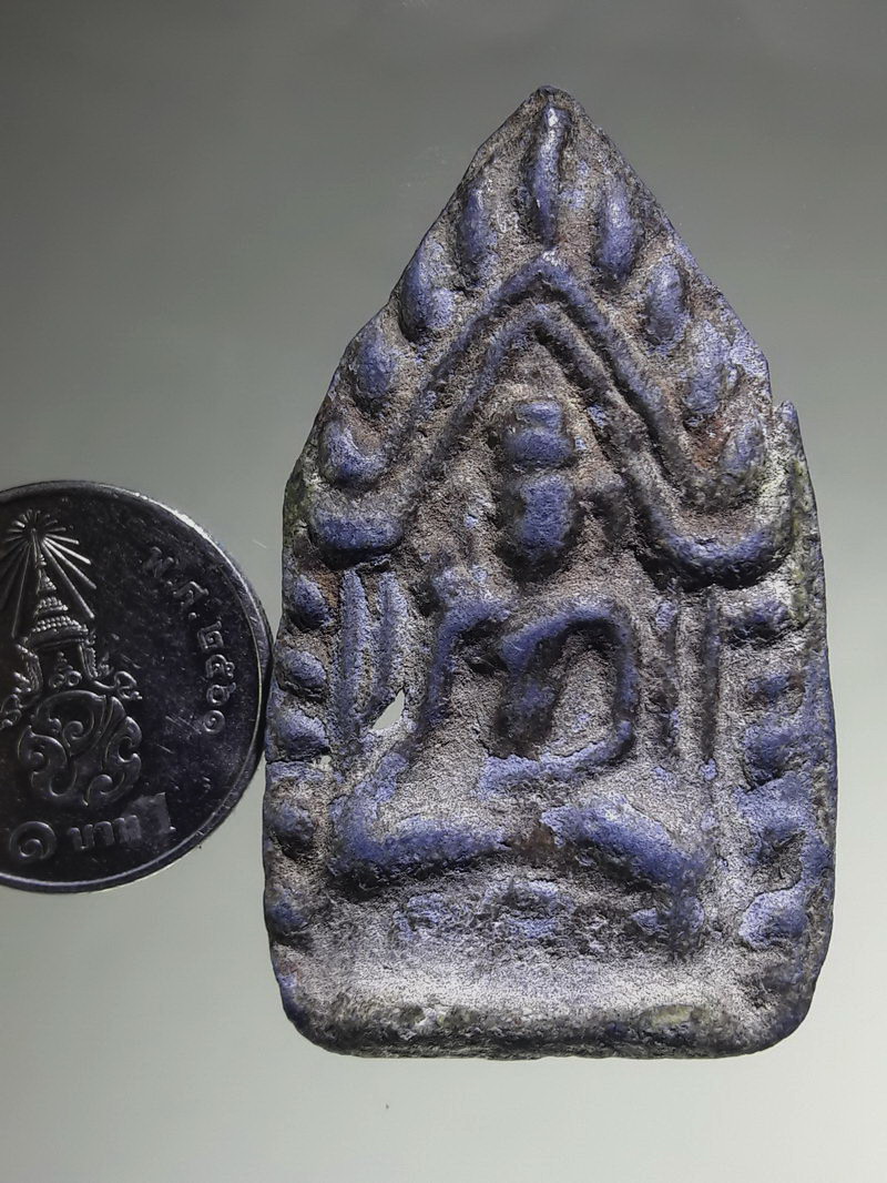 Antig FB 12778 พระขุนแผน 2 หน้า ศิลปะ สุพรรณบุรี เนื้อชินเขียว