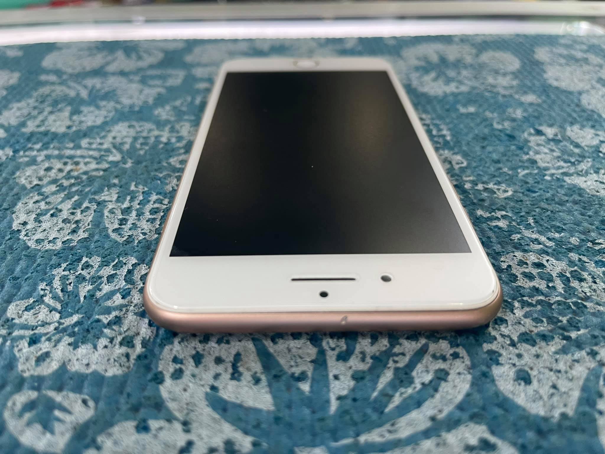 ( SOLD OUT ) iPhone 8 Plus 64GB Model TH