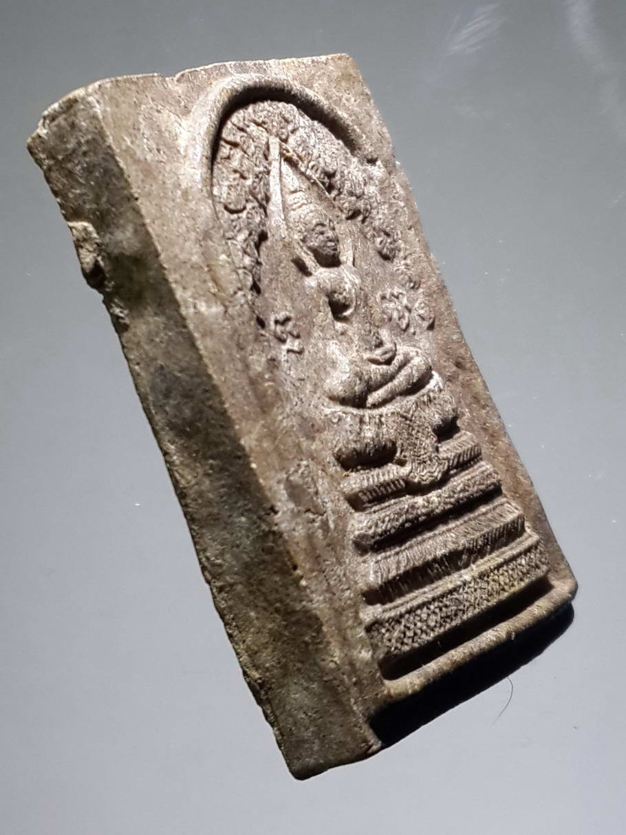 รหัสสินค้า พระไม่ทราบที่ 392 พระสมเด็จพิมพ์พระพุทธ เนื้อผงว่าน ไม่ทราบที่