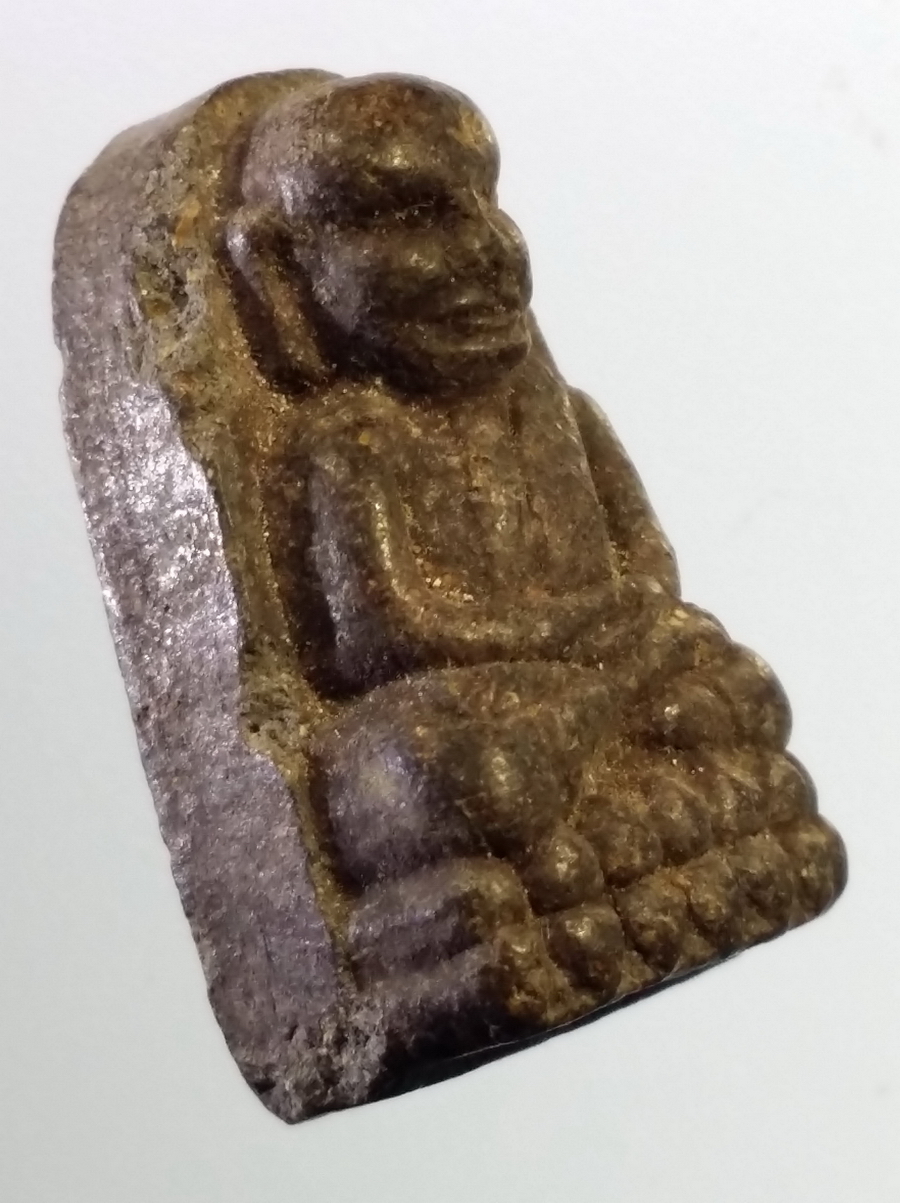 รหัสสินค้า หลวงปู่ทวด วัดต่างๆ 521 หลวงปู่ทวด เนื้อว่าน วัดห้วยมงคล จังหวัดประจวบคีรีขันธ์ พิมพ์พระรอดกลาง