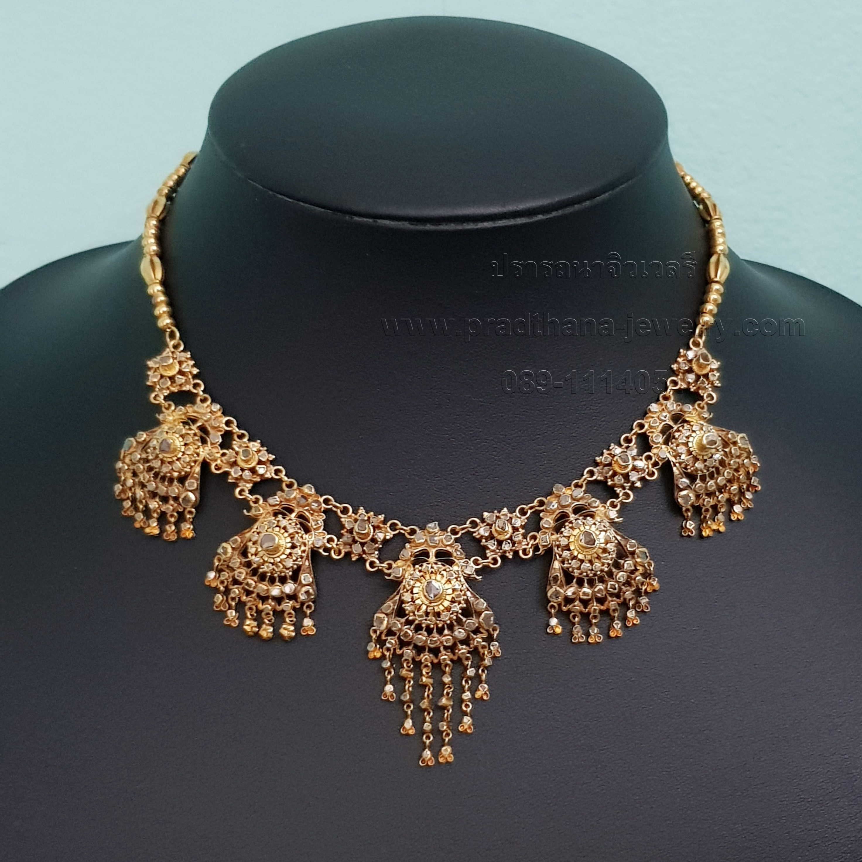 สร้อยคอระย้าเพชรซีกโบราณ