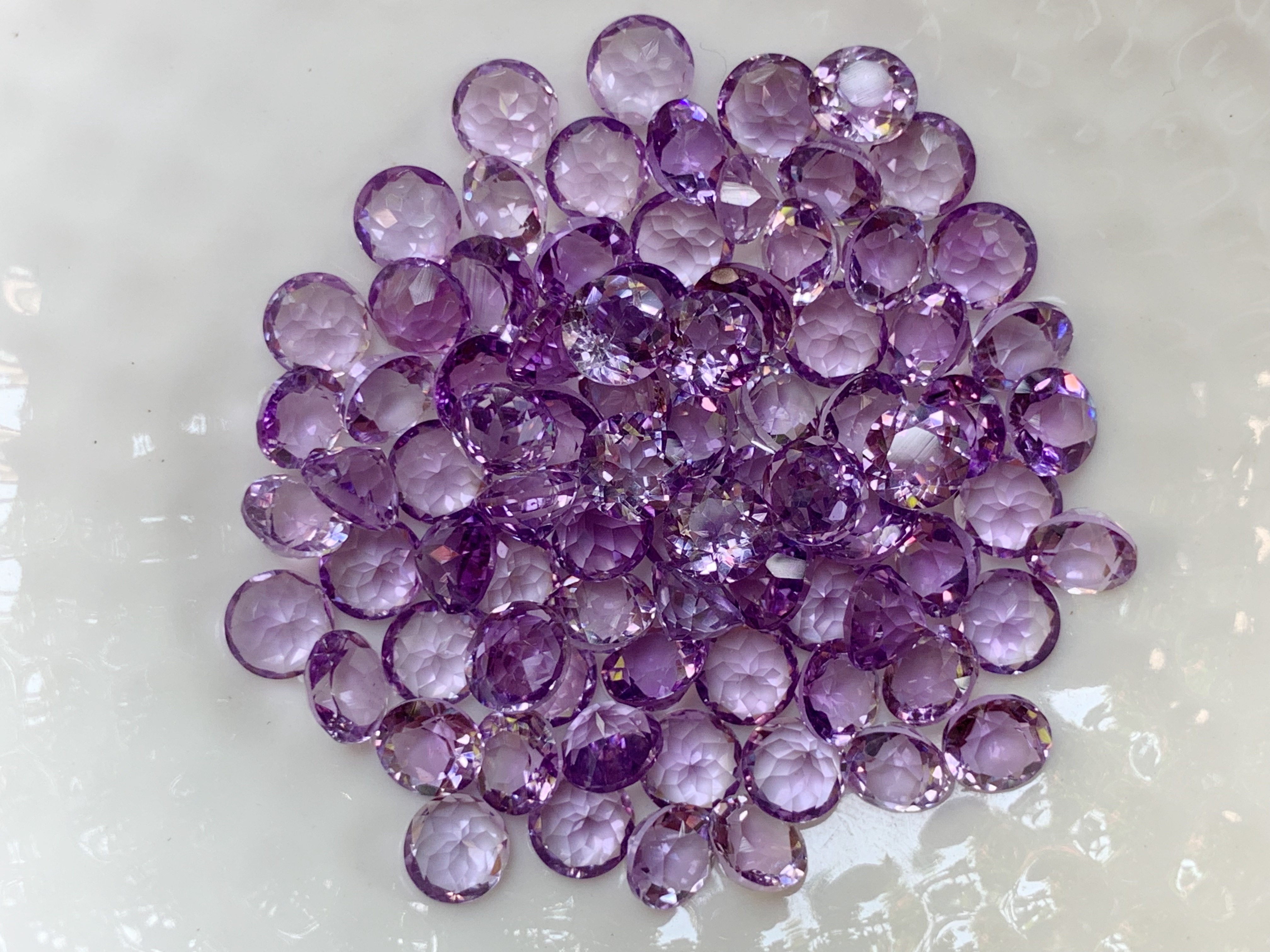 อเมทิสกลม 5.0 มม. 5 กะรัต