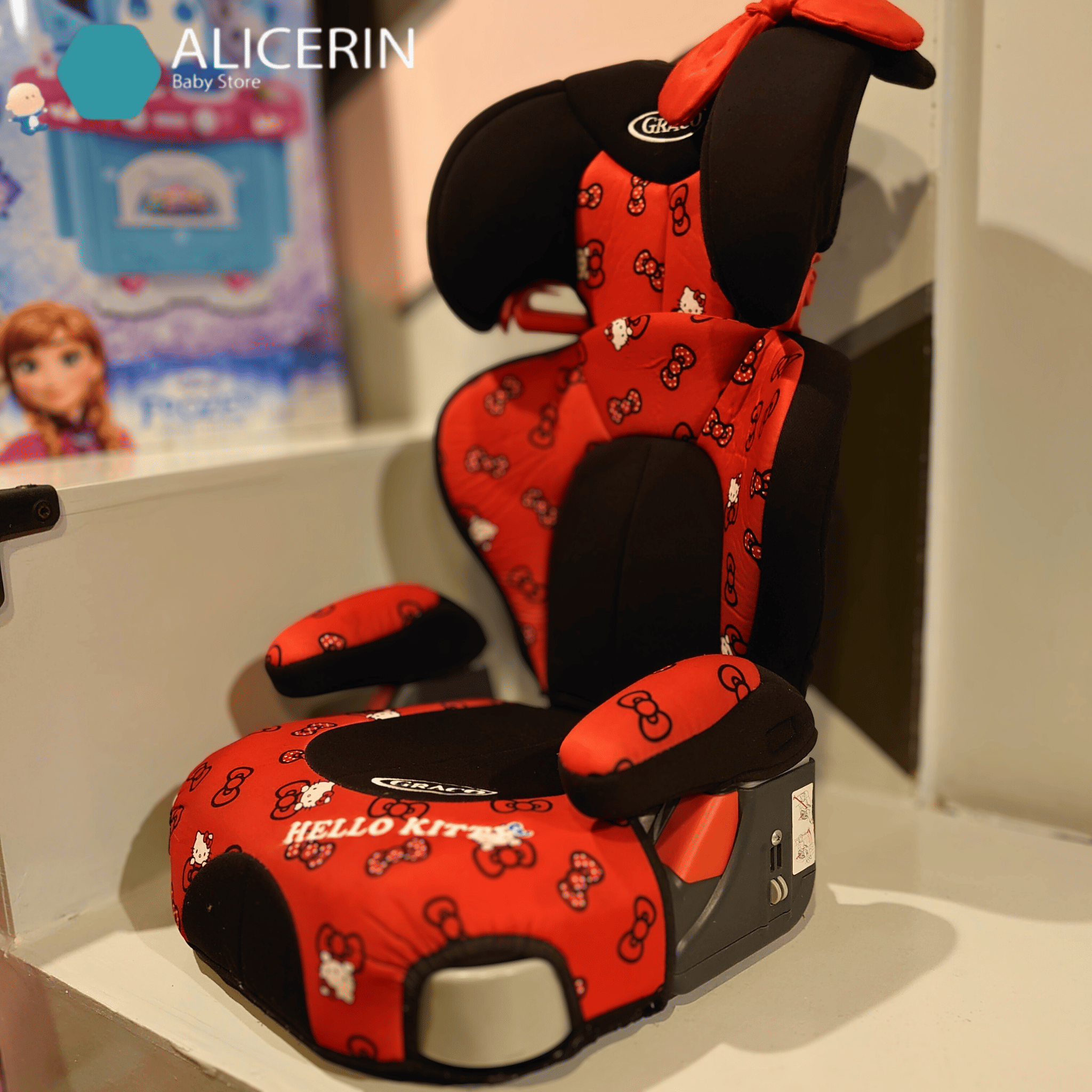 บูสเตอร์ Booster Seat "Graco" Junior Maxi Plus Limited Hello kitty ผ่านการตรวจมาตรฐานความปลอดภัยสินค้ามือสอง