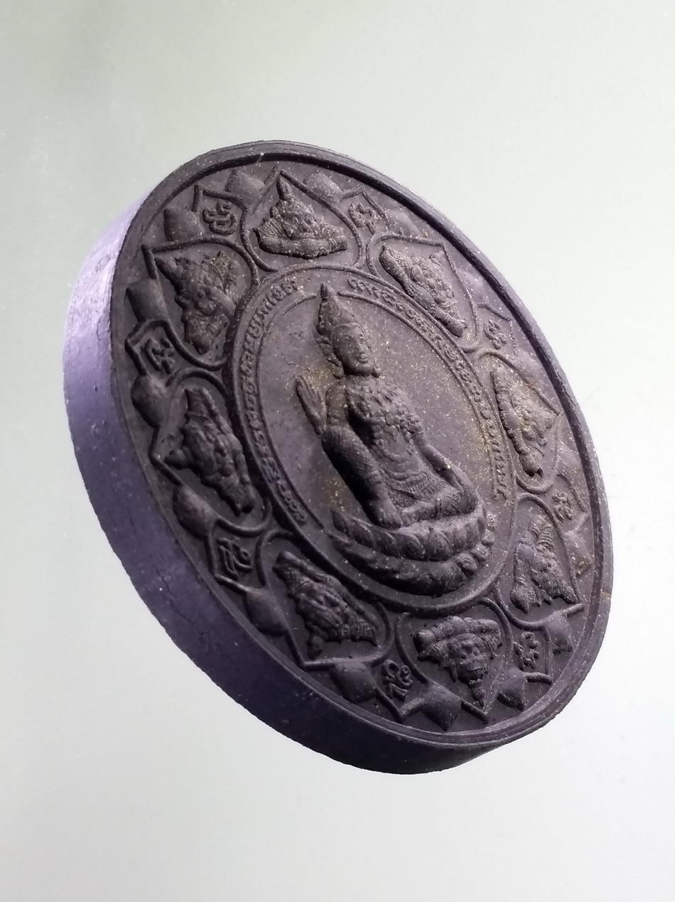 รหัสสินค้า จตุคามรามเทพ 763 พระเทวราชโพธิสัตว์จตุคามรามเทพ เนื้อว่านกากยายักษ์โรยผงไม้ตะเคียน รุ่น หลักเมืองมหามงคล ปลุกเสก 16 พิธี 16 วาระ