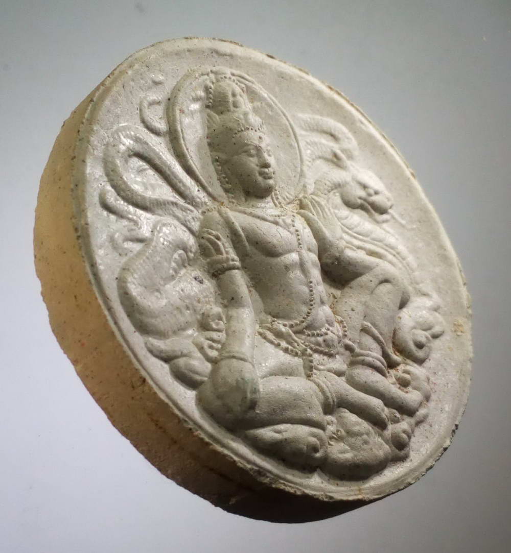 รหัสสินค้า จตุคามรามเทพ 087 พระเทวราชโพธิสัตว์ จตุคามรามเทพ รุ่นศรีวิชัย คู่บารมี เชียงแสน เนื้อว่านขาว พร้อมกล่องเดิม