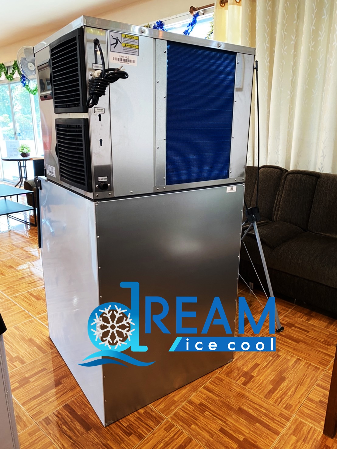 เครื่องทำน้ำเเข็งอัตโนมัติ กำลังการผลิต 225Kg.24 ชม.