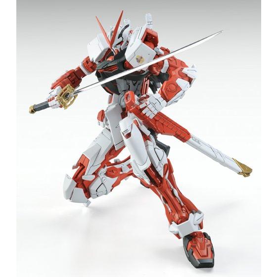 (Preorderปิดรับที่ 4 คิว )เปิดรับPreorder มัดจำ 1000 บาท P-bandai MG 1/100 GUNDAM ASTRAY RED FRAME