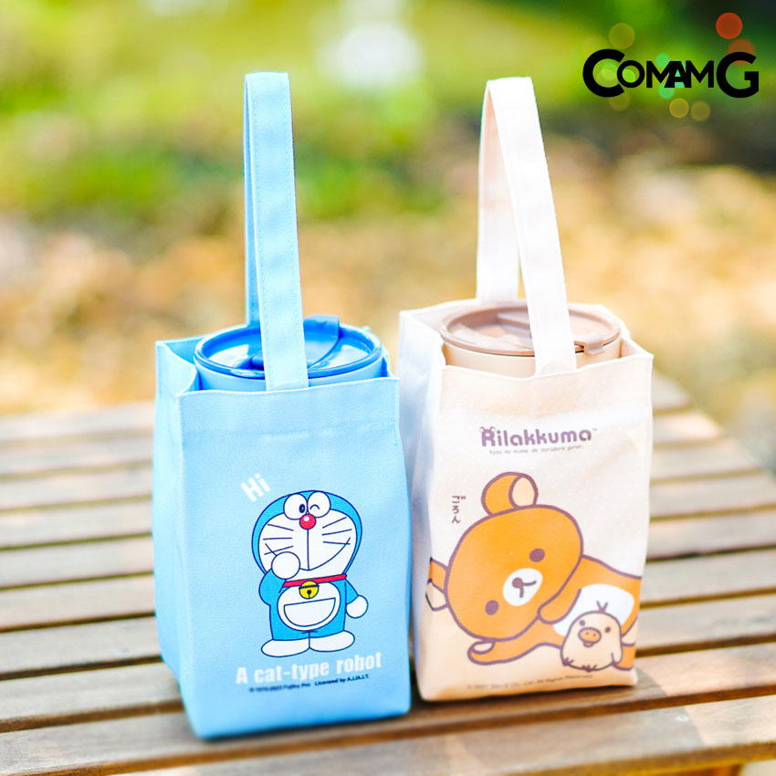 แก้วน้ำพลาสติกลายน่ารักพร้อมกระเป๋า พร้อมกระเป๋ามีฝาปิด แก้วพลาสติก ลายการ์ตูนลิขสิทธิ์แท้