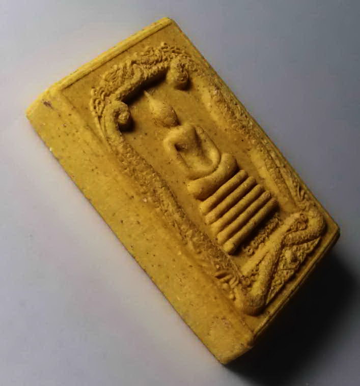 รหัสสินค้า พระสมเด็จ วัดต่างๆ 262 พระสมเด็จเนื้อผงฐาน 5 ชั้น ซุ้มพญานาค ศาลจังหวัดน่าน สร้างปี 2539 พระรายการนี้ให้เช่าบูชาแล้ว