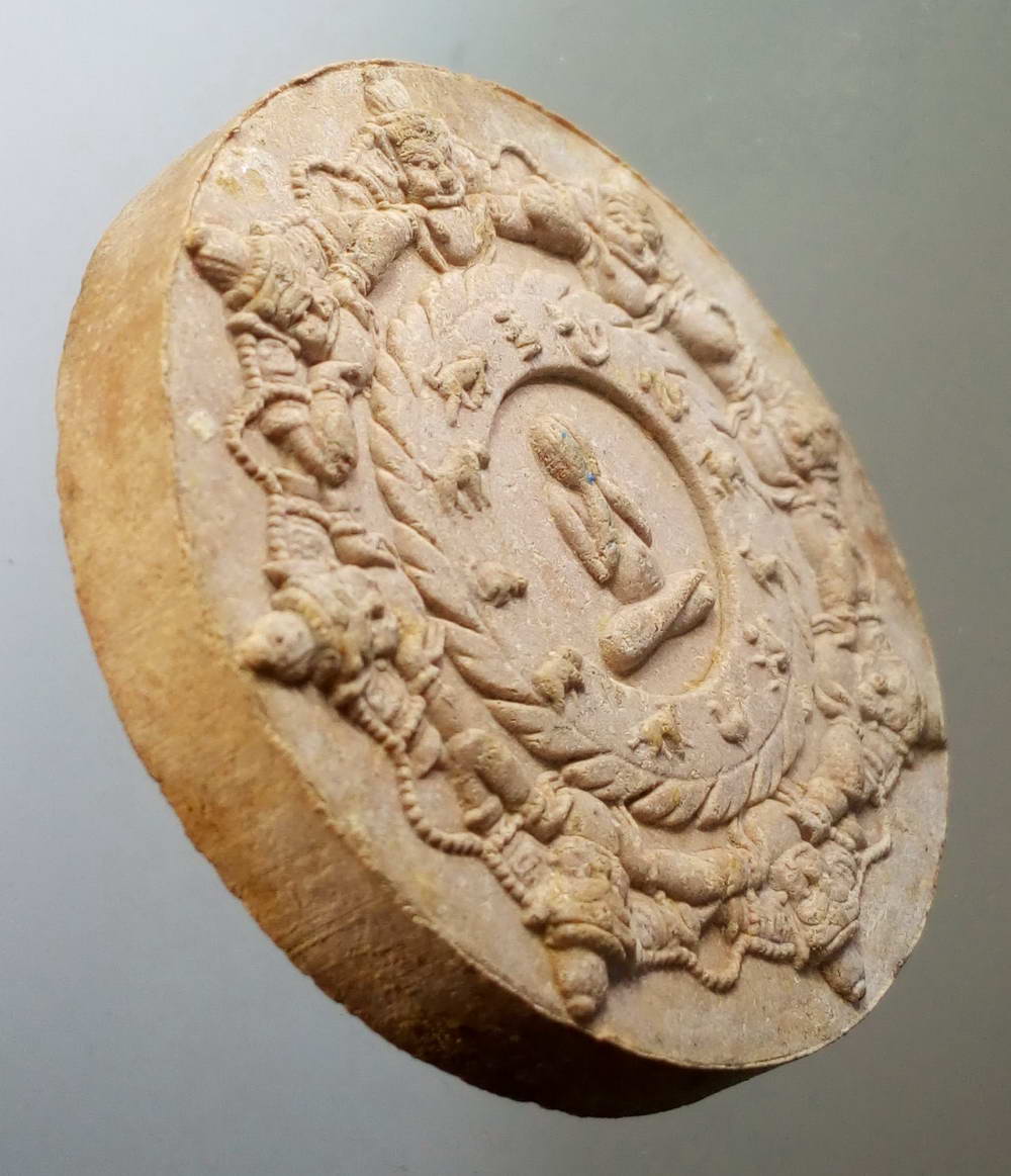 รหัสสินค้า จตุคามรามเทพ 011 จตุคามรามเทพ รุ่น เศรษฐีทวีทรัพย์ เนื้อว่านขาว จตุคามรามเทพ รายการนี้ให้เช่าบูชาแล้ว