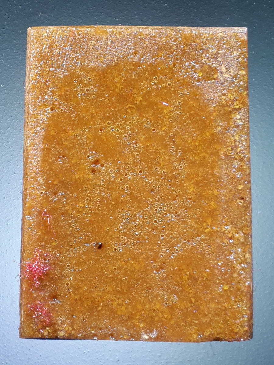 รหัสสินค้า พระมีกล่อง 325 หลวงพ่อโสธร เนื้อกระเบื้องหลังคาโบสถ์ วัดโสธรวรารามวรวิหาร จังหวัดฉะเชิงเทรา พิมพ์ใหญ่ ตาโปน