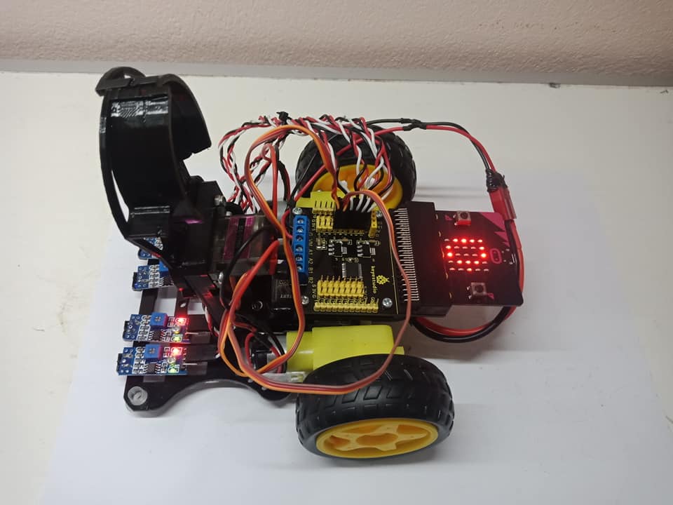 หุ่นยนต์ KS-Micro:BIT (พร้อมแบตเตอรี่และที่ชาร์จแบต)