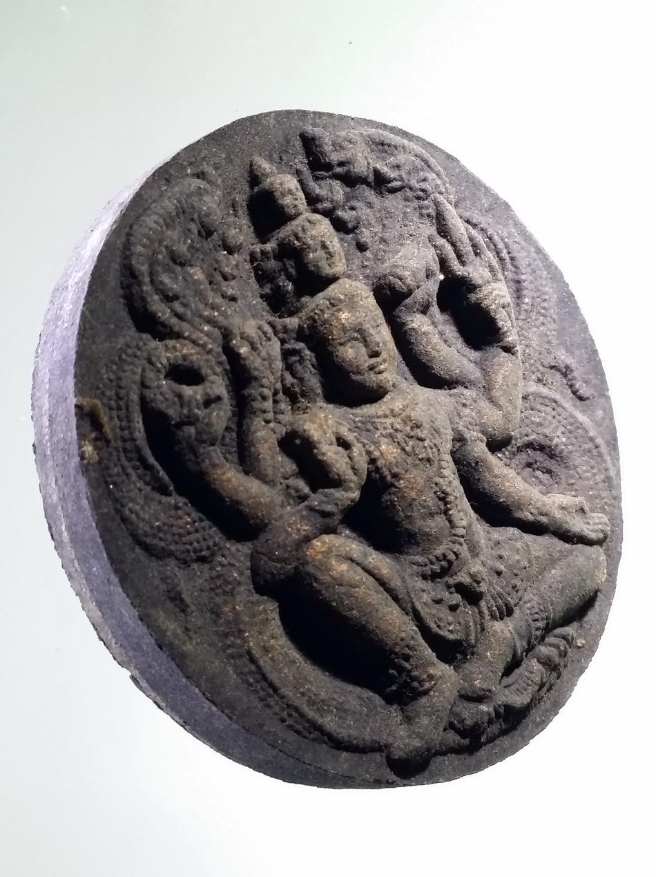 รหัสสินค้า จตุคามรามเทพ 900 จตุคามรามเทพ รุ่น เก้าหน้ามหาโชคมหาเศรษฐี วัดอ้ายเขียว เนื้อว่านกากยายักษ์