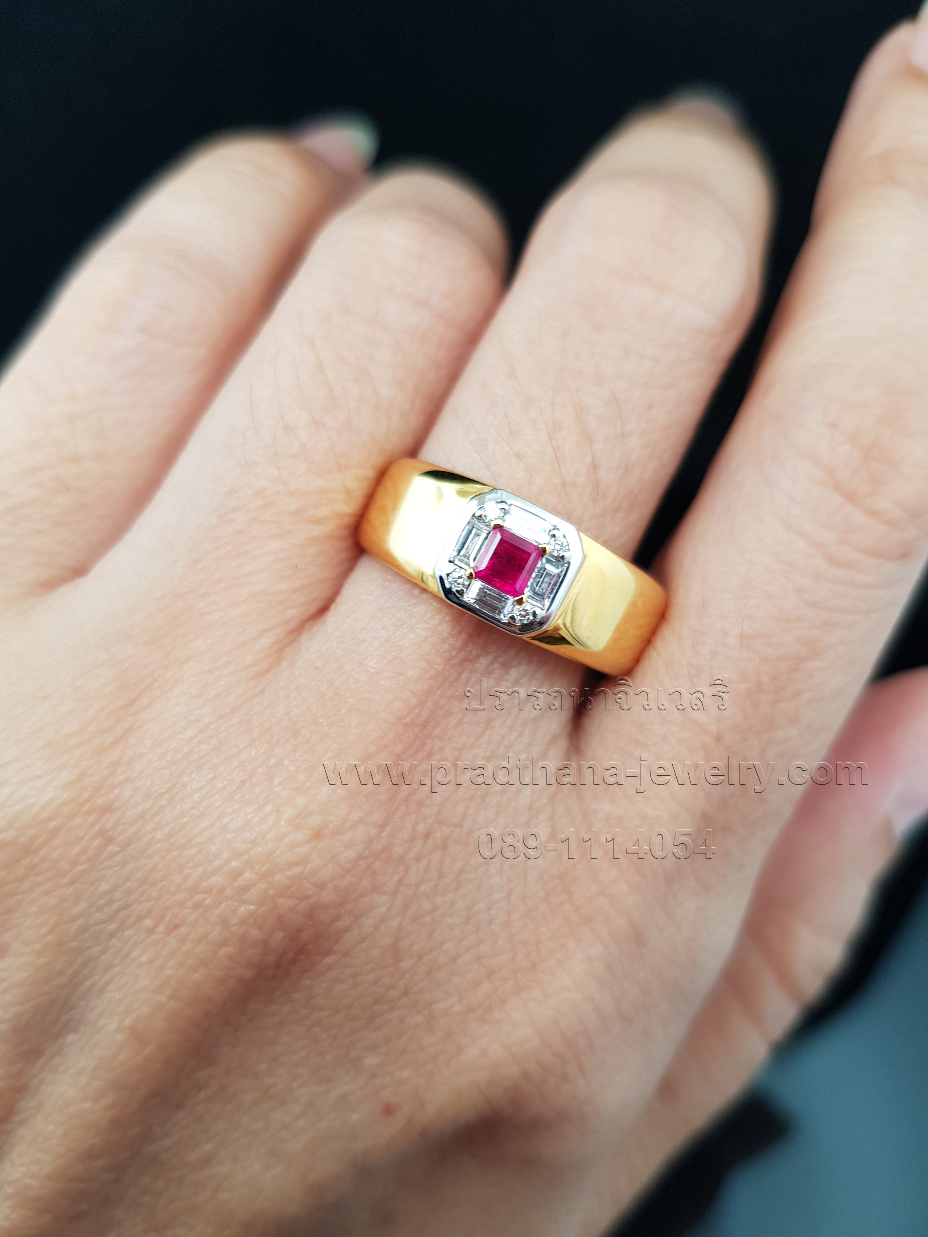 แหวนปลอกมีดทับทิมประดับเพชร **ขายแล้ว**