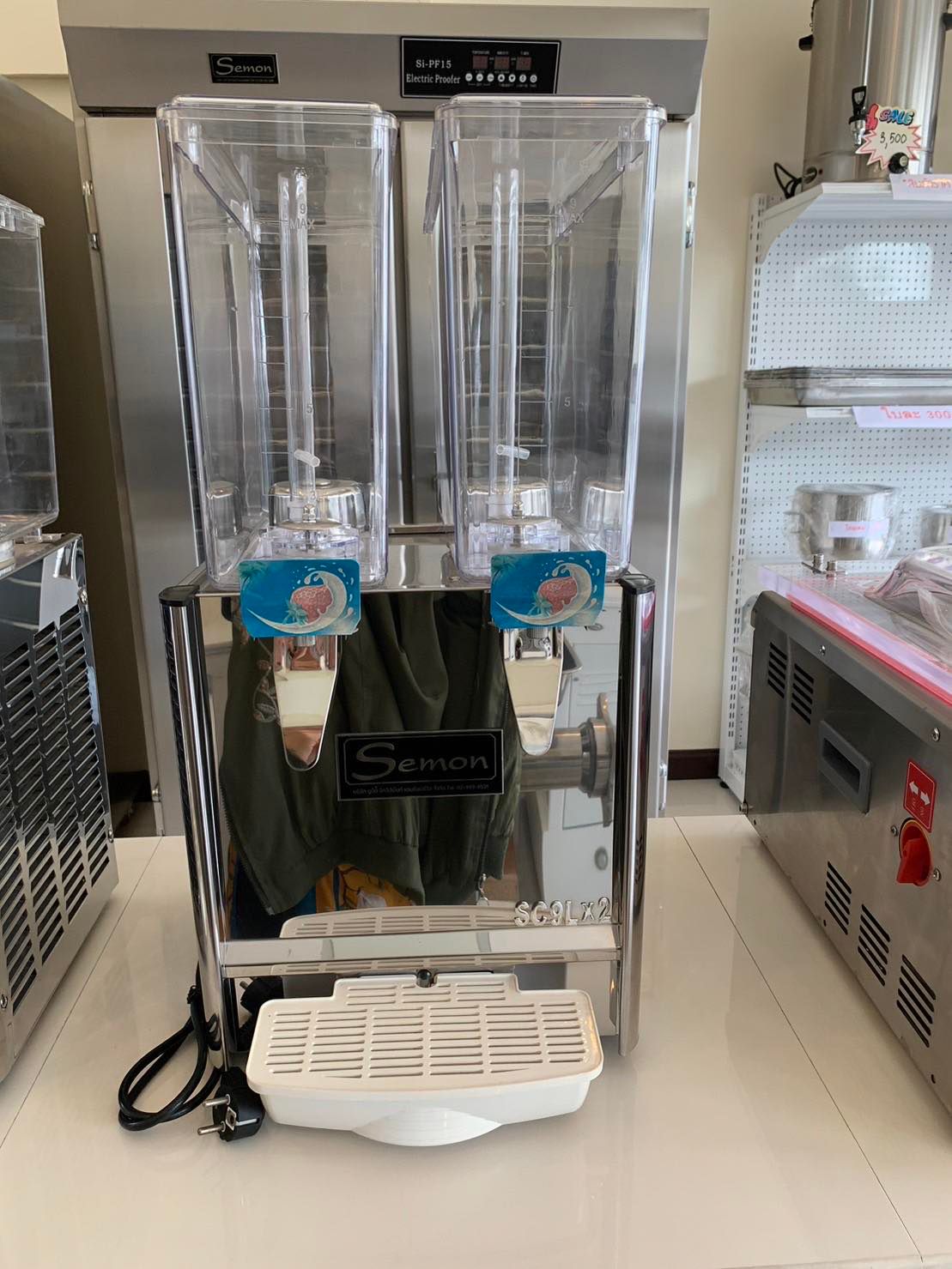 เครื่องกดน้ำผลไม้ 2 โถ โถละ 9 ลิตร Si-JD9-2