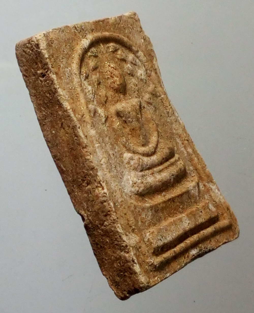 รหัสสินค้า พระสมเด็จ วัดต่างๆ 454 พระสมเด็จปรกโพธิ์เนื้อผง หลังช้างคู่แบกเจดีย์ อาจารย์นอง วัดทรายขาว จังหวัดปัตตานี พระรายการนี้ให้เช่าบูชาแล้ว