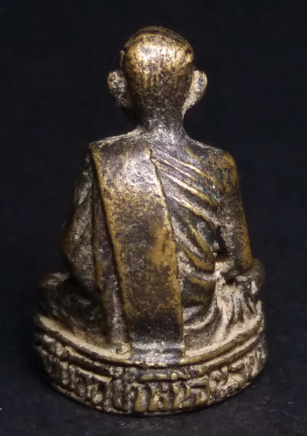 รหัสสินค้า พระกริ่ง พระหล่อ 144 รูปหล่อหลวงปู่รอด วัดทับกฤชเหนือ อำเภอชุมแสง จังหวัดนครสวรรค์ สร้างปี 2536 หล่อตัน