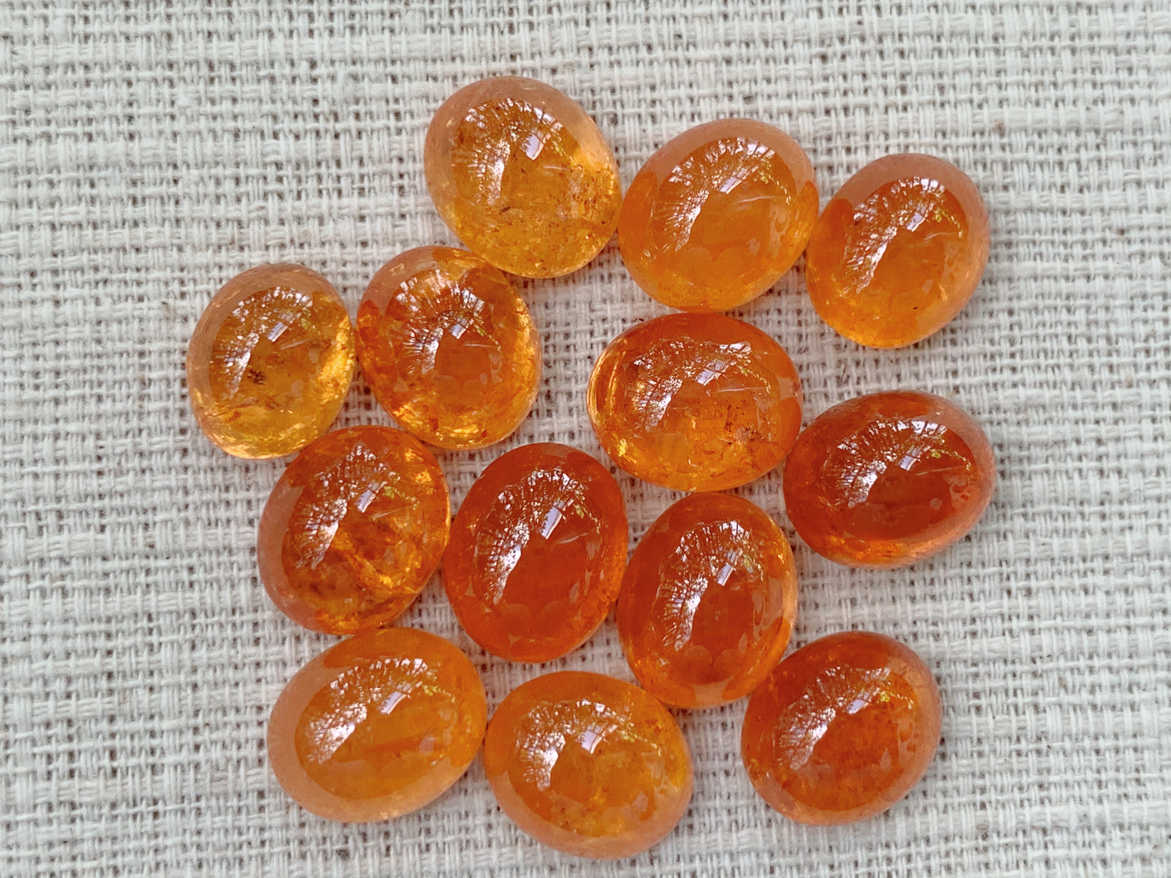 สเปสซาไท 81.85 กะรัต