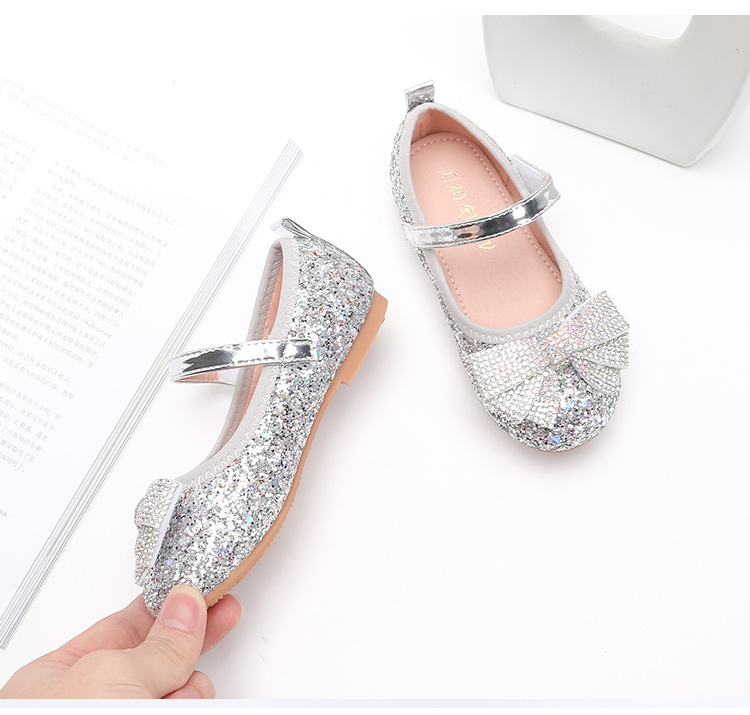 Shoe1504- รองเท้าคัชชูเด็กเล็ก-เด็กโต รองเท้าคัชชูเด็กหญิง แต่งโบว์หน้าสวยหรู ไม่มีส้น ใส่สบาย (ความยาววัดจากพื้นภายใน ให้ใช้ความยาวเท้า +0.5 cm.แล้วแลือก)