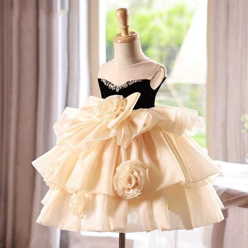 Gd4515- พร้อมส่งจากไทย ชุดออกงานเด็กหญิงสีครีม-สีดำ ทูโทน สุดสวยหรู ไหล่ซีทรู กระโปรงหลายชั้นฟูสวย โบว์แยกจากชุดได้ ชุดราตรีเด็กทรงสั้น