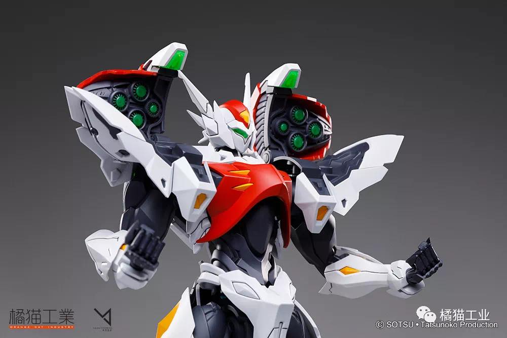 เปิดรับPreorder มัดจำ 300 บาท Tekkaman Bland โมเดลประกอบ สูง22cm