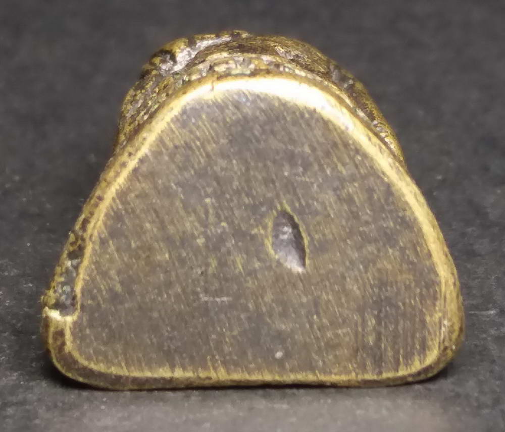 รหัสสินค้า พระกริ่ง พระหล่อ 126 รูปหล่อหลวงพ่อเชื้อ วัดคงคาราม จังหวัดพิจิตร เนื้อทองผสม หล่อตัน