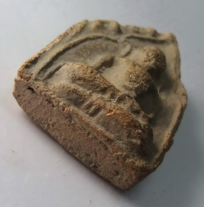 รหัสสินค้า พระกรุ 043 พระขุนแผนพลายคู่ ตัดเดี่ยว พิมพ์หน้ากลม กรุวัดบ้านกร่าง จ.สุพรรณบุรี พระรายการนี้ให้เช่าบูชาแล้ว