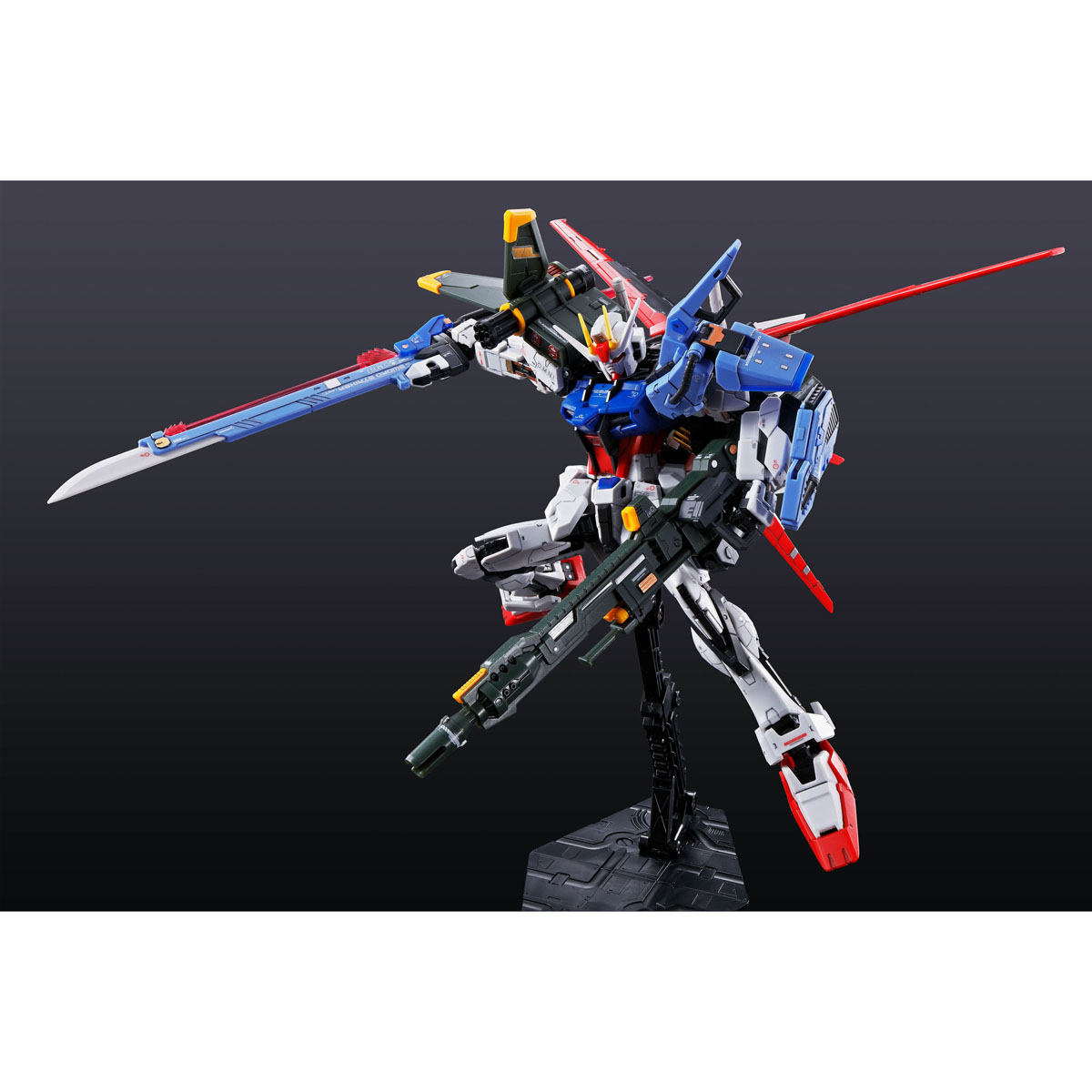 <Preorderปิดรับที่ 3 คิว >เปิดรับPreorder มัดจำ800 บาท * p-bandai RG 1/144 Perfect Strike Gundam