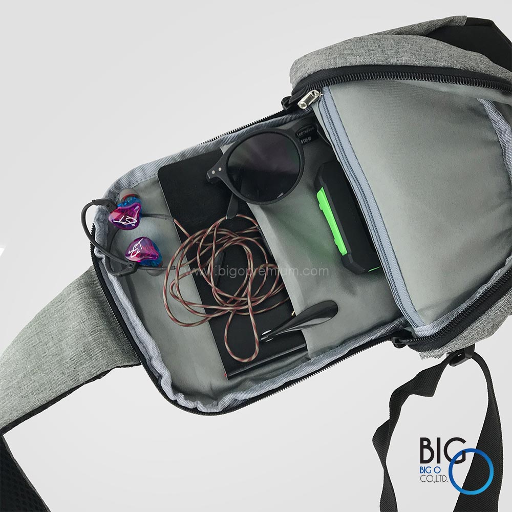 กระเป๋าสะพายข้างนิรภัยพร้อมสาย USB (Backpack + USB Cable)