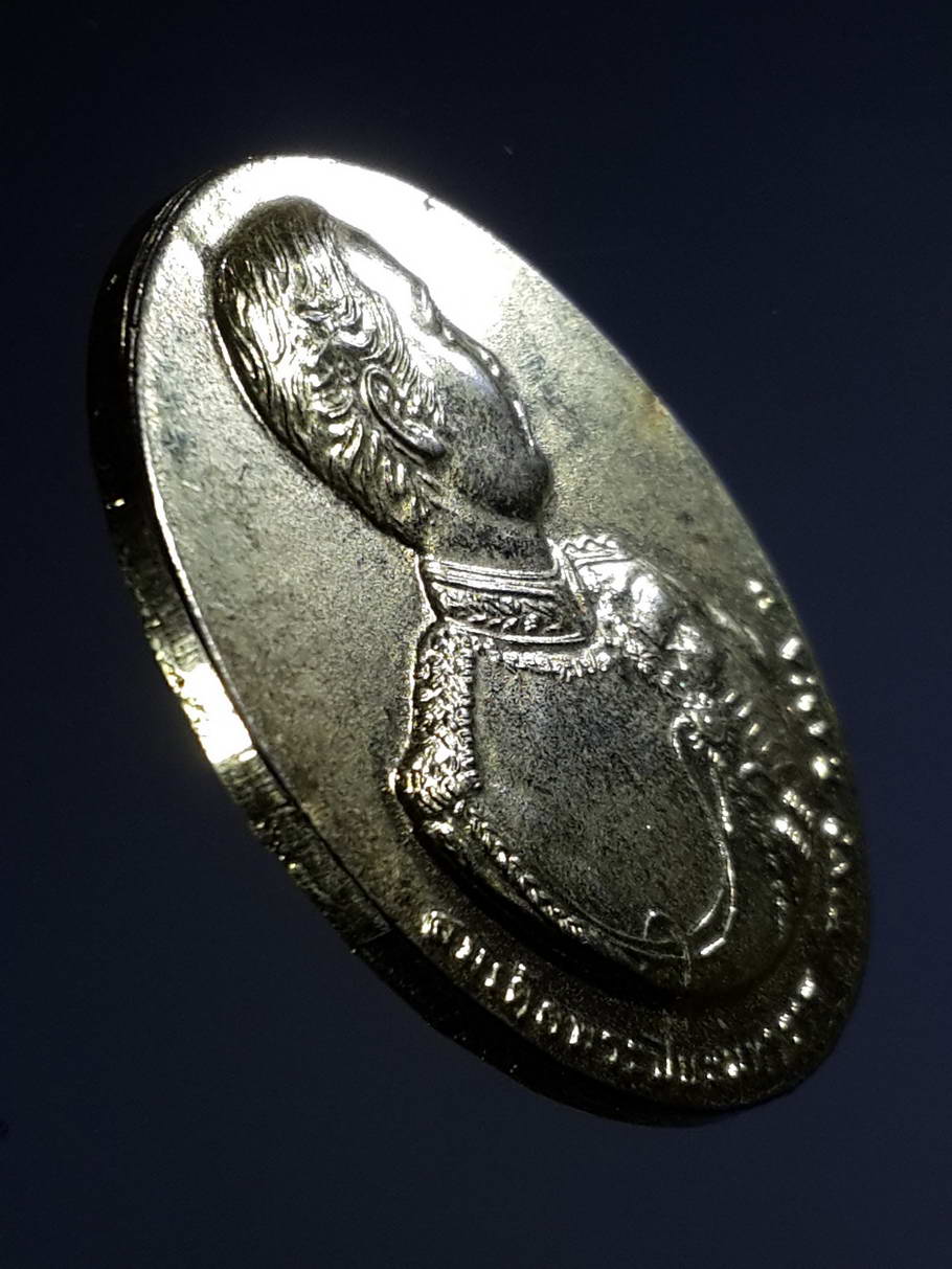 รหัสสินค้า พระมหากษัตริย์ และบุคคลสำคัญ 184 เหรียญกะไหล่ทองรัชกาลที่ 5 พระจุลจอมเกล้าเจ้าอยู่หัว - พระพุทธชินราช ไม่ทราบปีที่สร้าง พระรายการนี้ให้เช่าบูชาแล้ว