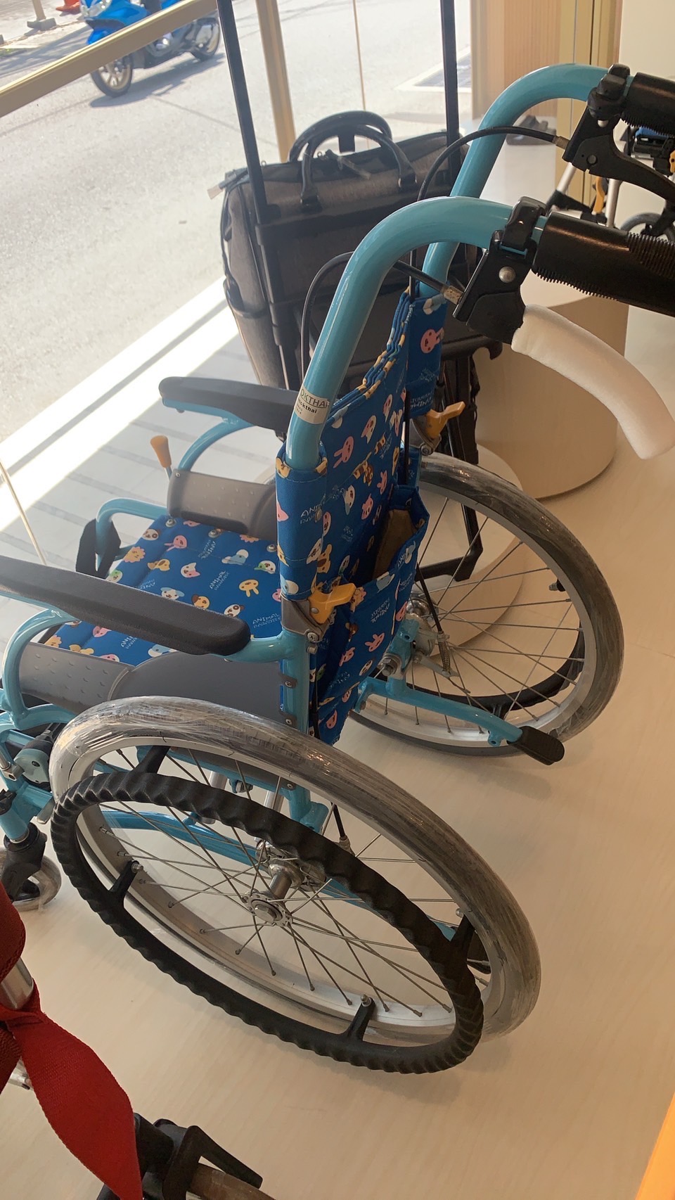 รถเข็นวีลแชร์ สำหรับเด็ก Matsunaga Wheelchair MKD ( 車いす )