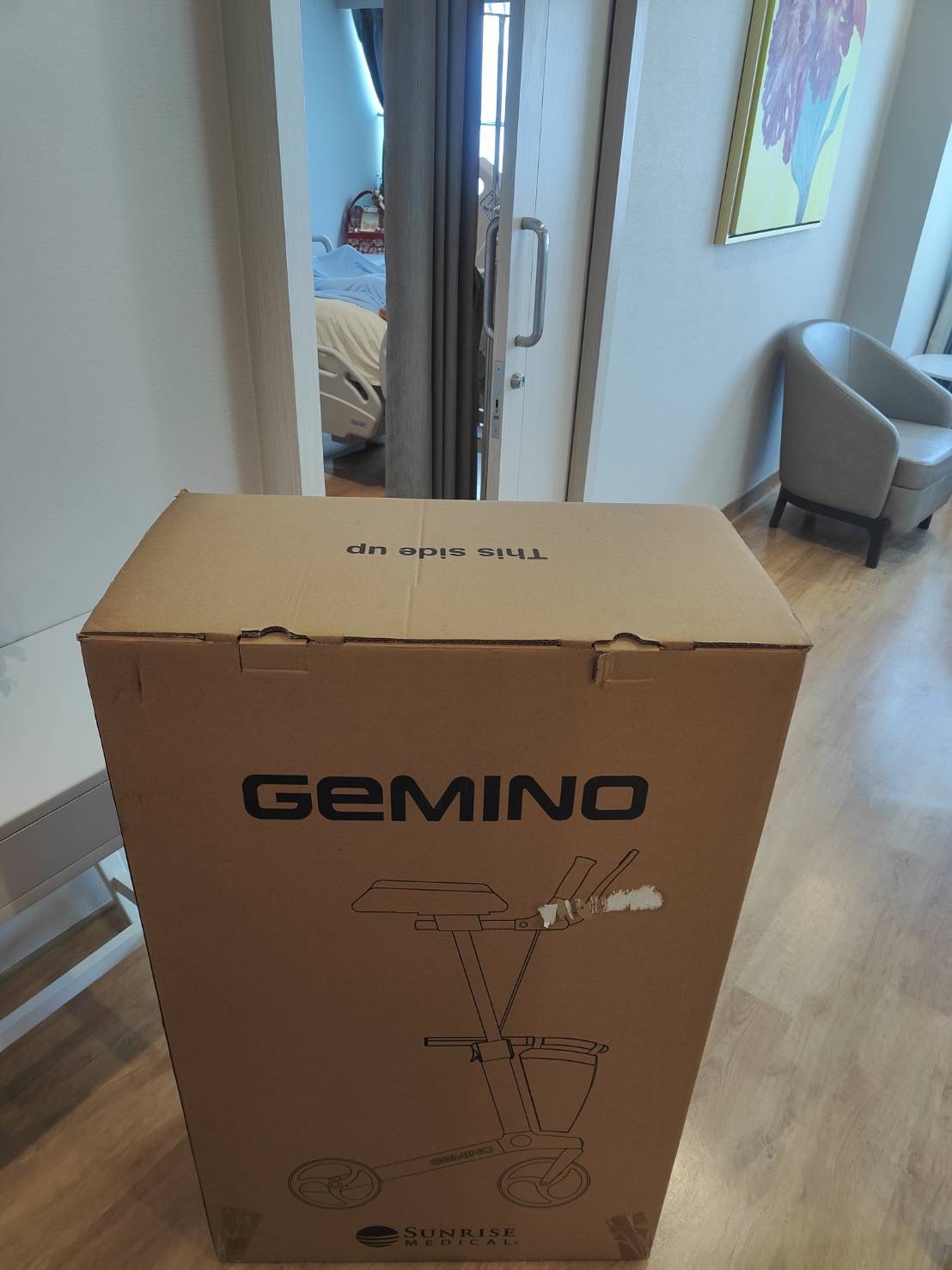 รถเข็นช่วยพยุงเดิน รุ่น Gemino 30 Walker มีที่รองแขน มีเบาะนั่งได้ พับเก็บได้ ใส่ของได้ รองรับน้ำหนักสูงสุด 150 กิโลกรัม แบรนด์ยุโรป (รุ่น TOP)