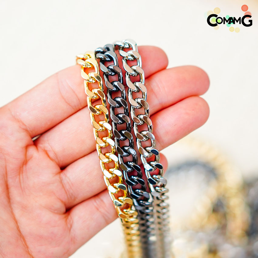 สายโซ่ สายกระเป๋า สายกระเป๋าโซ่เหล็กตัดเหลี่ยม อย่างดี อย่างหนา ห่วงตัวยู 120CM อะไหล่เงิน-อะไหล่ทอง-อะไหล่คาร์บอน พร้อมส่ง