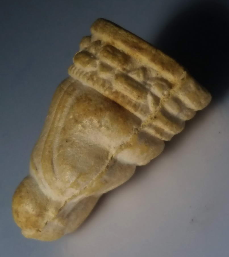 รหัสสินค้า พระปิดตา ทั่วไป 105 พระปิดตาเนื้อผงลอยองค์ นั่งฐานบัว ไม่ทราบที่