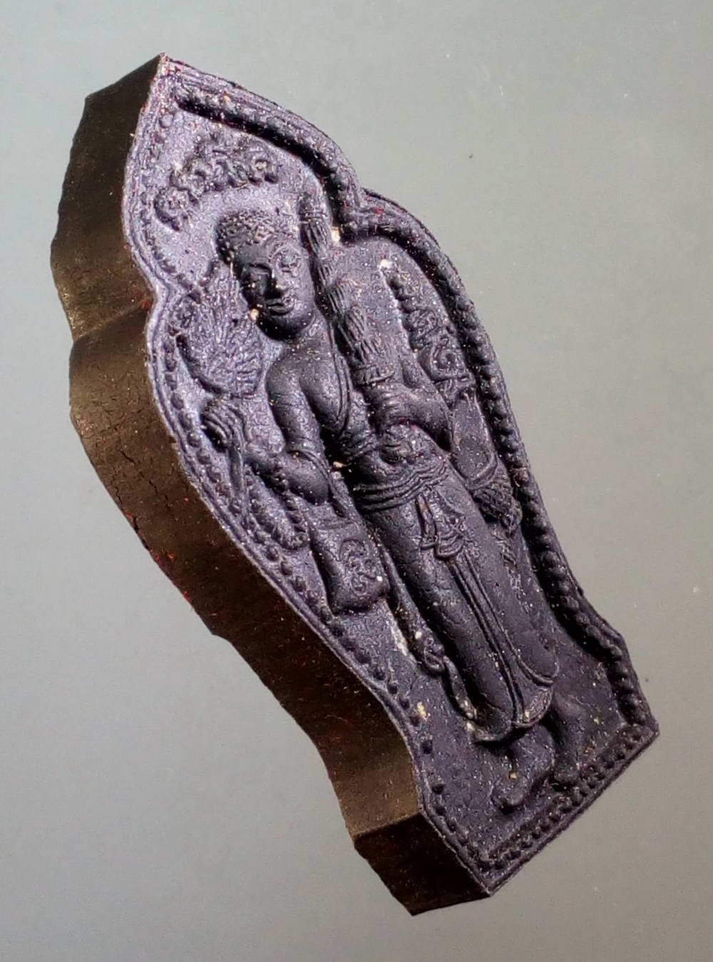 รหัสสินค้า พระมีกล่อง 168 พระสิวลีเนื้อผงใบลาน ฝังตะกรุด ติดจีวร หลวงปู่สีห์ วัดโต่งโต้น อำเภอปากช่อง จังหวัดนครราชสีมา