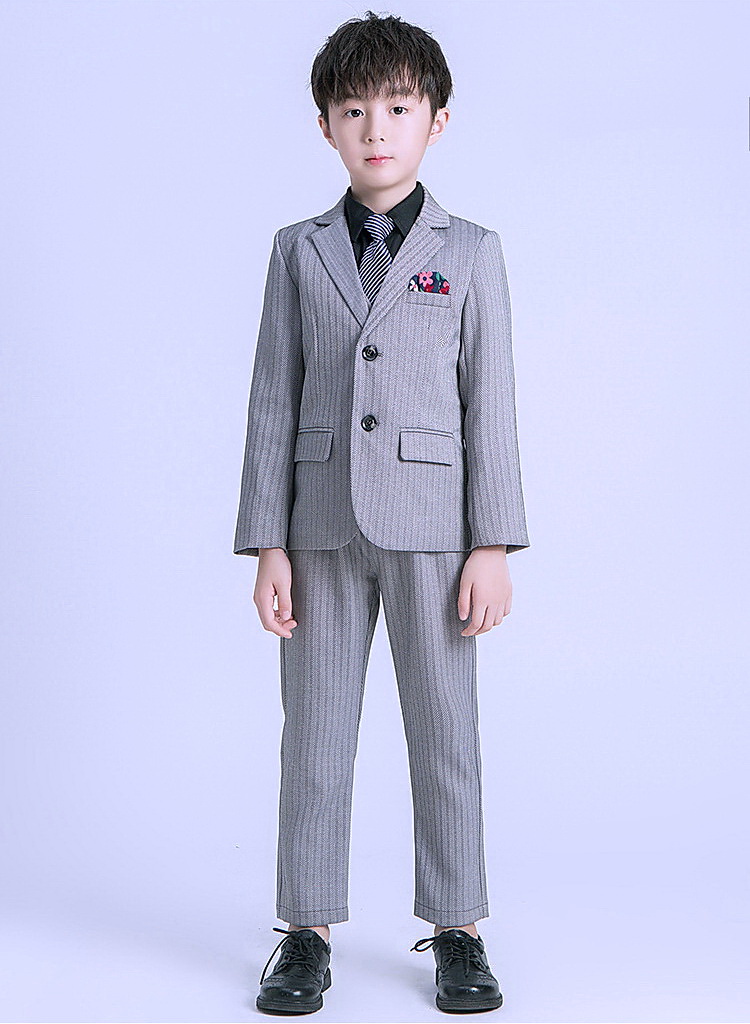 Bset0110- ชุดออกงานเด็กชายสีเทา และสีดำ 4ขิ้น เสื้อสูท+เสื้อกั๊ก+ไทท์+กางเกง ชุดสูทเด็กชายทรงสวย เนื้อผ้าสวย ขนาดชุด +ดูเพิ่ม ในรายละเอียด