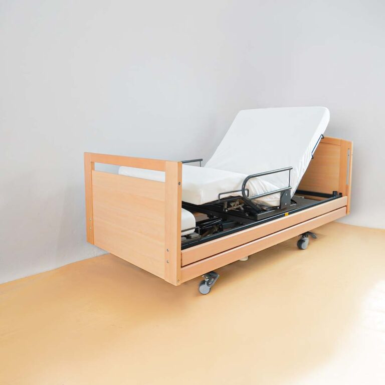 ชุดเตียงผู้ป่วยปรับไฟฟ้า ปรับหมุนนั่งด้านข้างได้ MOBILIA CURA E PLUS + มาพร้อมฟูกที่นอน จากประเทศเยอรมนี + แถมพิเศษ ชุดผ้าปูที่นอน + ผ้ายาง